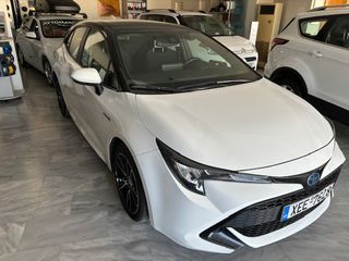 Toyota Corolla '20 Hybrid look black edition 