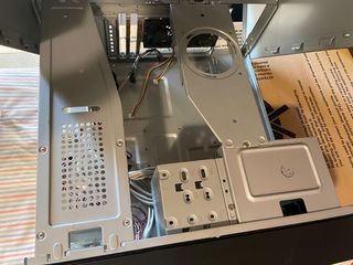 Thermaltake media center -thumb-4