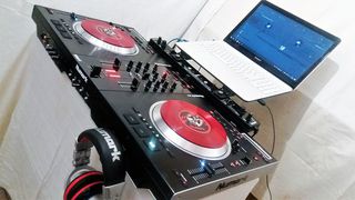 Numark NS7+NSFX Motorized DJ Controller-thumb-4