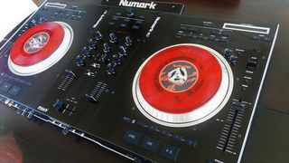 Numark NS7+NSFX Motorized DJ Controller-thumb-8