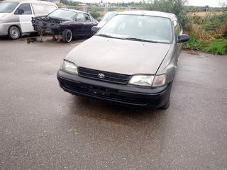 TOYOTA CARINA
