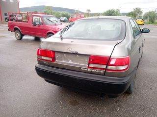 TOYOTA CARINA-thumb-1