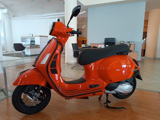 Vespa GTS Super Sport 300 2025 ΕΤΟΙΜΟΠΑΡΑΔΟΤΟ-thumb-1