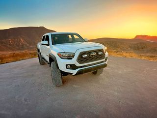 Σετ τοποθέτησης γρίλιας για Toyota Tacoma (2023+) With Triple-R 750 Elite 10136 Lumens