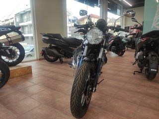 Moto Guzzi V 7 2025 E5+ Special !!!! Nero Smeraldo !!  Eτοιμοπαράδοτη !!-thumb-1