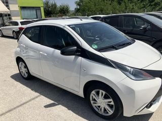Toyota Aygo 2016-thumb-5