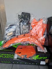 ΣΕΤ ΠΛΑΣΤΙΚΑ UFO KTM 2001/02