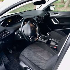 Peugeot 308 2018-thumb-9