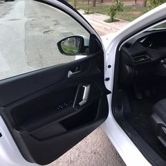 Peugeot 308 2018-thumb-11