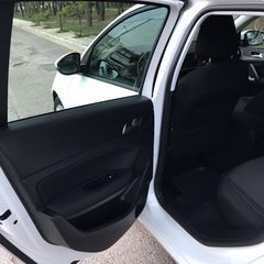 Peugeot 308 2018-thumb-13