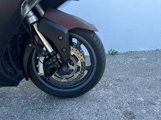 Kymco AK 550 2017-thumb-8