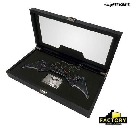 The Batman Prop Replica 1/1 Batarang Limited Edition 36 cm