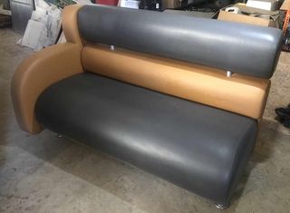 Καναπές τεχνοδερμα με έξτρα πλάτη 