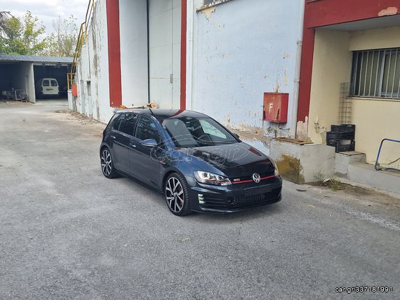 Volkswagen Golf '15 GTI