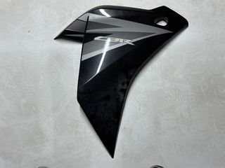 ΔΕΞΙΟ FAIRING CBR125R 04 