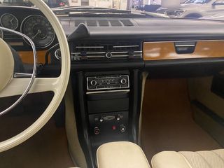 Mercedes-Benz 280 1973 E W114 AUTOK-thumb-12
