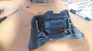 Βαση κινητηρα δεξια VOLVO V50 S40 DIESEL D4204T -thumb-2