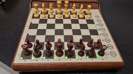 Ηλεκτρονικό σκακι Model cc8