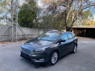 Ford Focus 2015-thumb-1