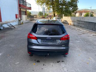 Ford Focus 2015-thumb-9