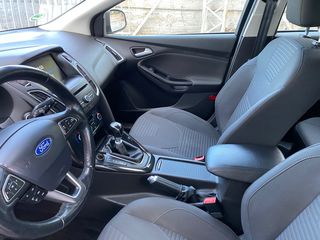 Ford Focus 2015-thumb-16