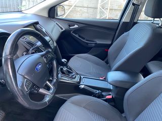 Ford Focus 2015-thumb-22