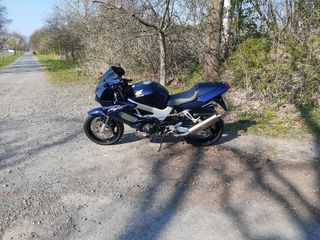 Honda VTR 1000 2004 V-Twin-thumb-12