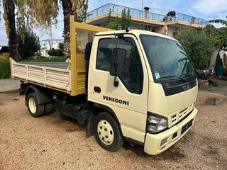Ανατροπή Isuzu 2008 NPR-thumb-1