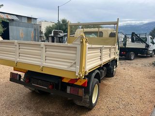 Ανατροπή Isuzu 2008 NPR-thumb-2