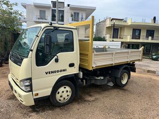 Ανατροπή Isuzu 2008 NPR-thumb-4