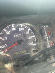 Ανατροπή Isuzu 2008 NPR-thumb-6