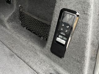 Land Rover Range Rover Sport 2023 Dynamic HSE Hybrid 440e-thumb-8