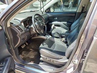 Mitsubishi Outlander 2009 2.4 Automatic (LPG)4WD,7 θέσιο-thumb-14