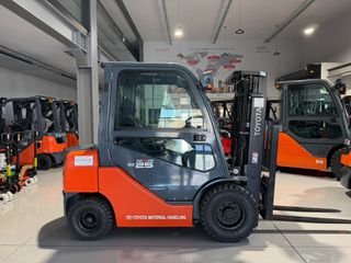 Toyota 2021 02-8FDF25