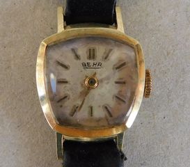 Ρολόι χειρός χρυσό 14 καρατίων, μηχανικό, γερμανικό μάρκας "BEHA", vintage.