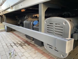 Καρότσα Iveco 2010 8 180-thumb-2