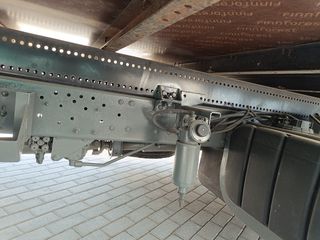 Καρότσα Iveco 2010 8 180-thumb-8