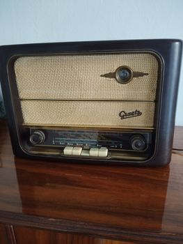 Ραδιόφωνο αντίκα Graetz valve radio - model Musica