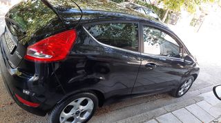 Ford Fiesta '10 Σαν καινούργιο!!