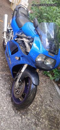 SUZUKI GSX-R 1100W/750W,ολοκληρη σε ανταλλακτικα  