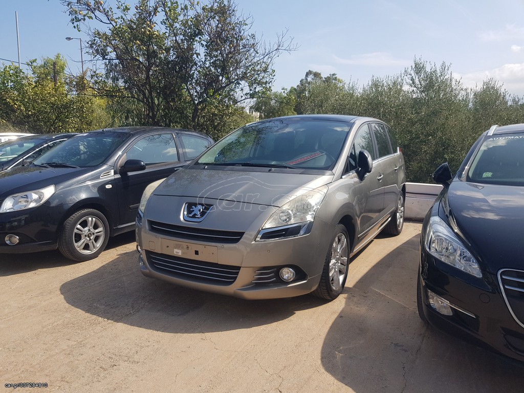 Peugeot 5008 2010 120 VTi ST Premium
