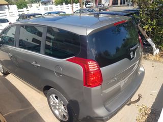 Peugeot 5008 2010 120 VTi ST Premium-thumb-19