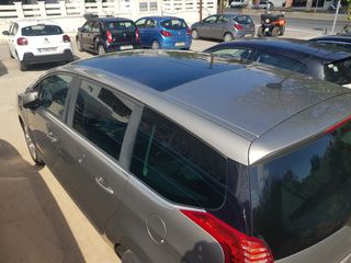 Peugeot 5008 2010 120 VTi ST Premium-thumb-20