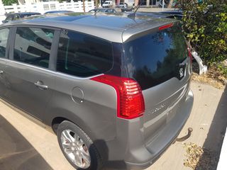 Peugeot 5008 2010 120 VTi ST Premium-thumb-25