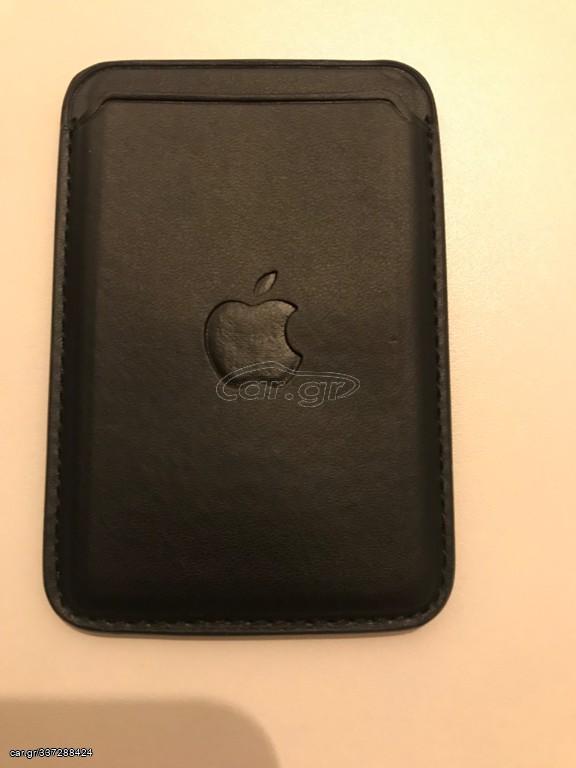 Apple MagSafe wallet