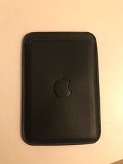 Apple MagSafe wallet-thumb-1