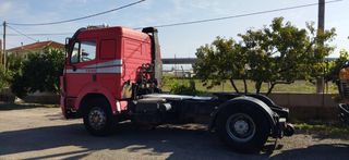 Mercedes-Benz 1997 1748-thumb-2