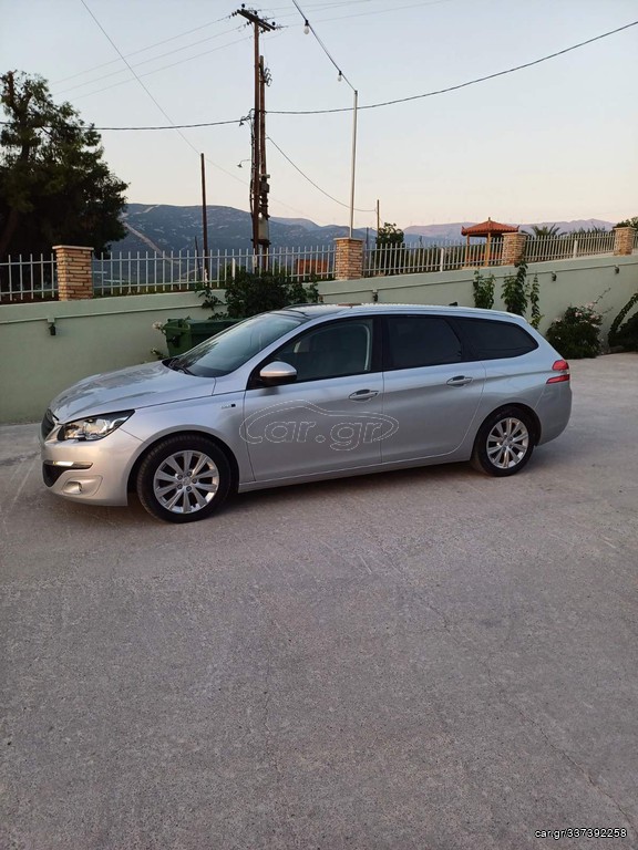 Peugeot 308 2016