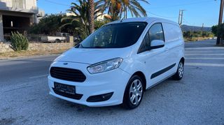 Ford Transit Courier '15