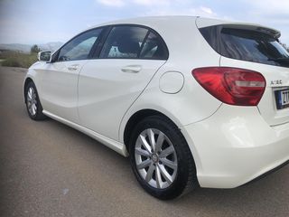 Mercedes-Benz A 180 2015 diesel-thumb-2